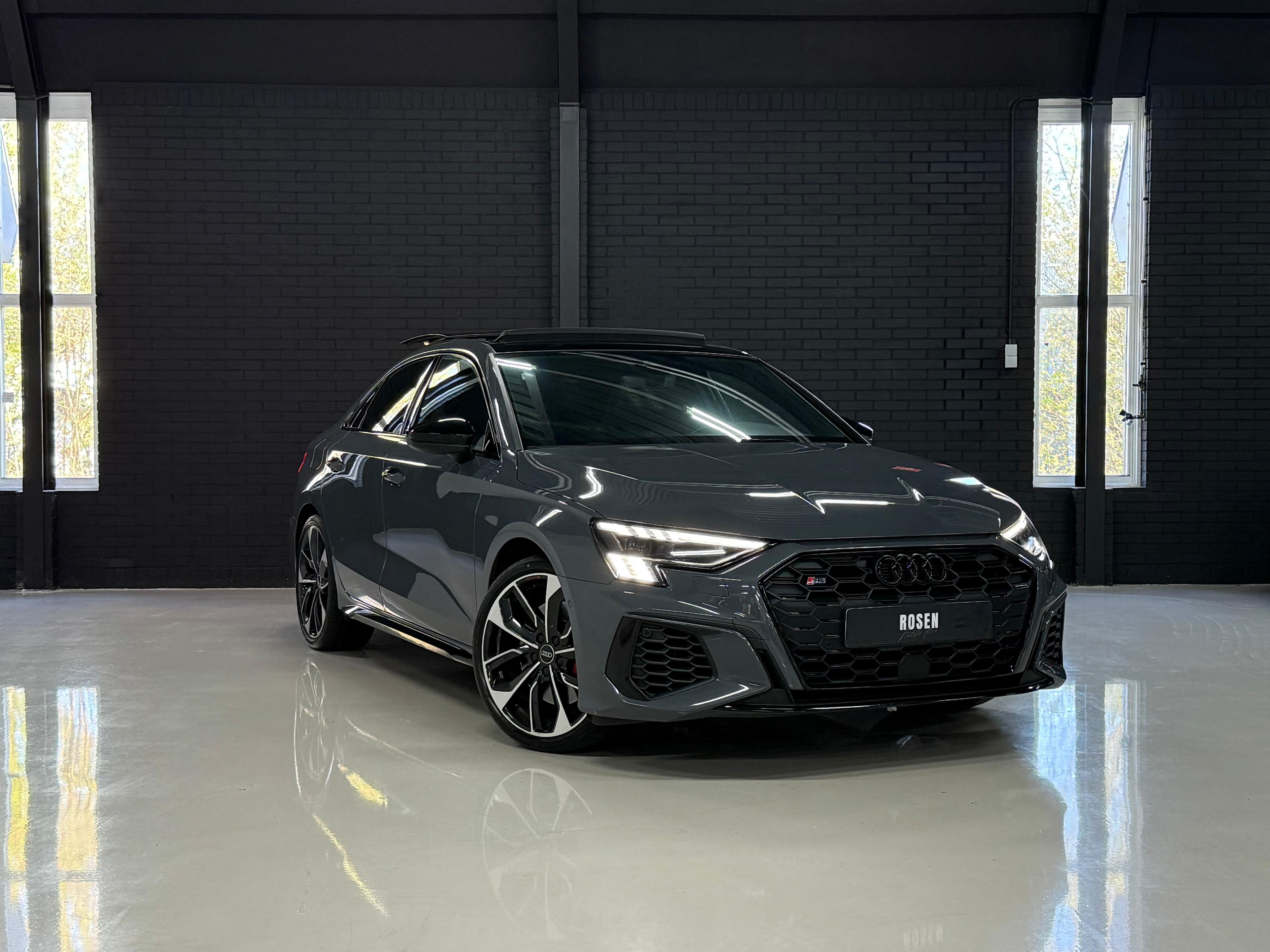 Rosen Automotive showroom